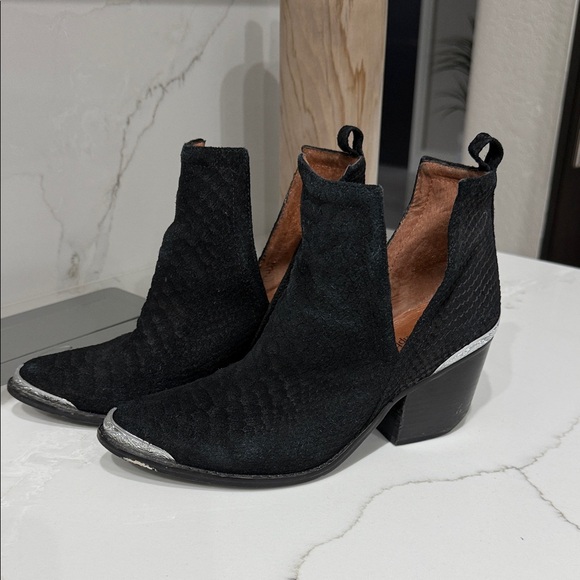 Jeffrey Campbell Black and Silver Ankle Boots - Picture 1 of 9